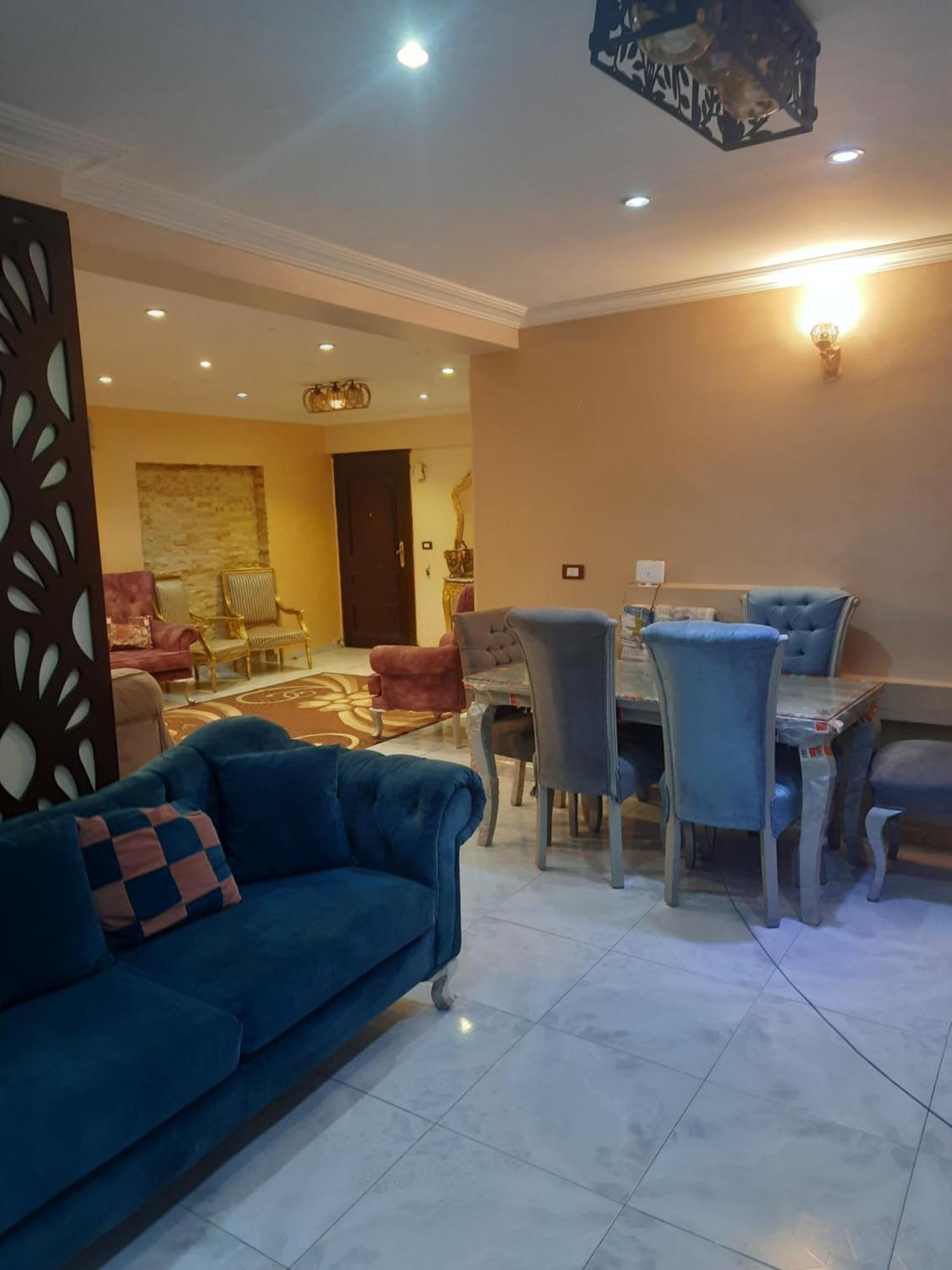 Apartment مفروشة ديلوكس في جامعة الدول بالمهندسين Cairo